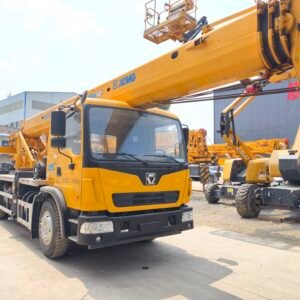 xcmg12 metric ton truck mounted crane